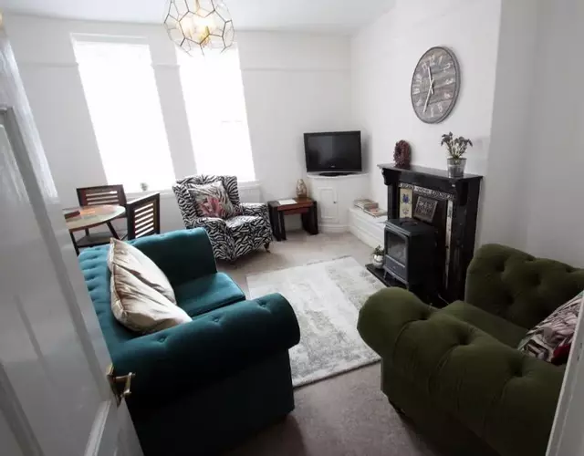 Lymm Village Apartment