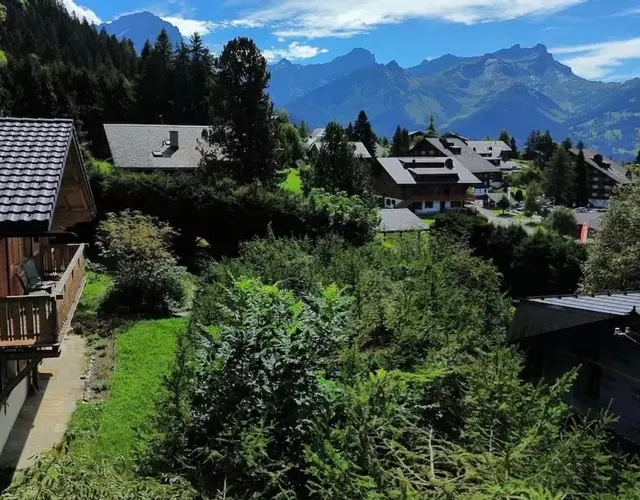 Peace & comfort - Great views and location