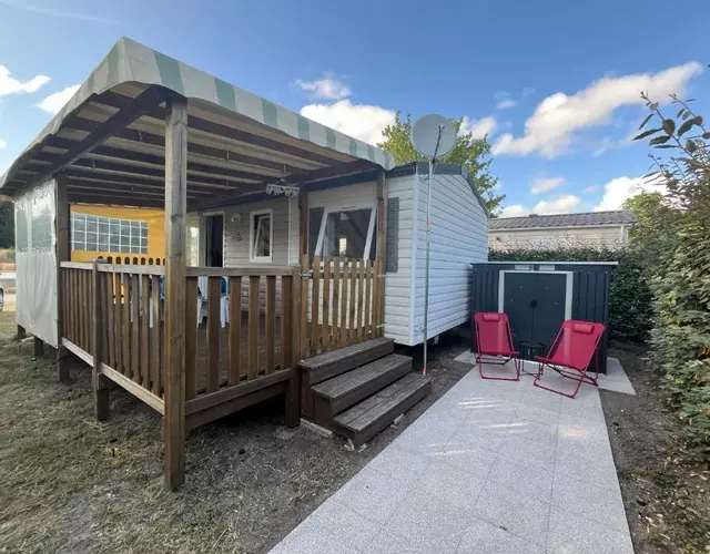 Mobil-Home - Climatisé, 6 couchages - Camping 1 Étoile