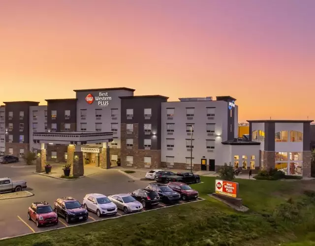 Best Western Plus Service Inn & Suites
