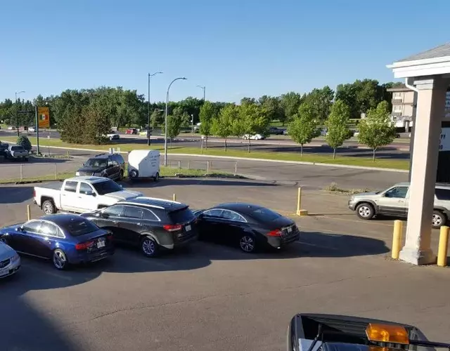 Knights Inn Lethbridge