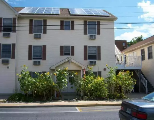Summer Place Hotel
