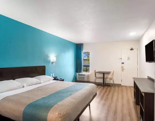 Motel 6-Lexington, KY - Airport