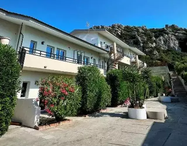 Albatros Apartments