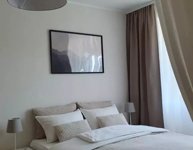 Square Side Apartment