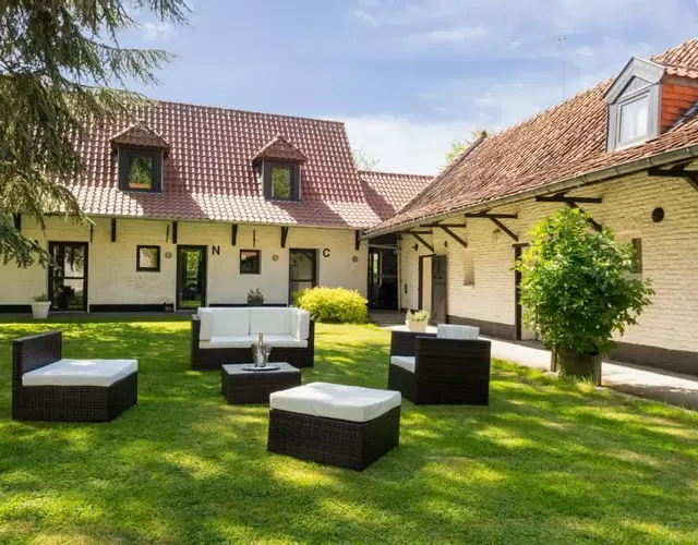 La Ferme Blanche, The Originals Relais