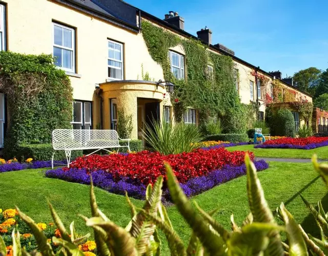 The Dunraven, Adare