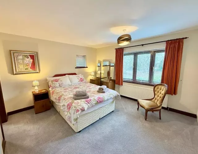 3 bed house in central Newark