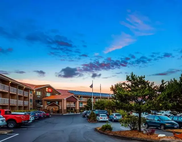 Best Western Plus Landmark Inn