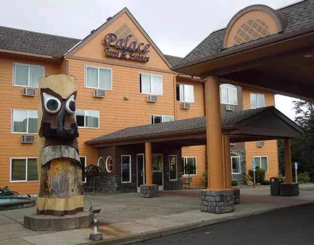 Palace Inn & Suites