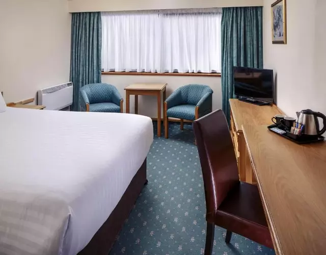 Mercure Livingston Hotel