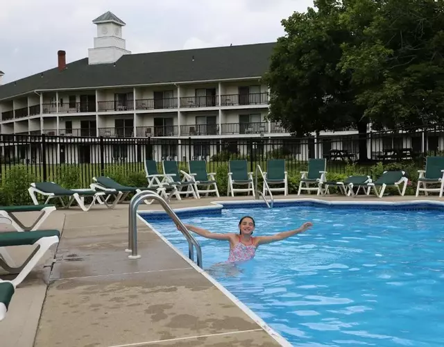 Fairbanks Inn