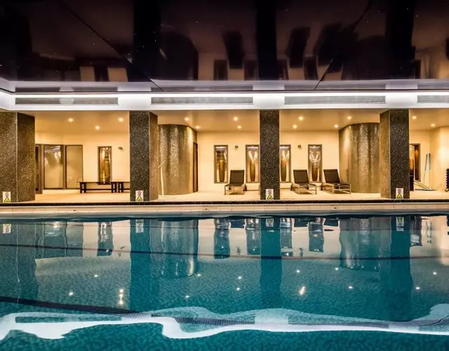 Holiday Inn London Kensington High St. by IHG