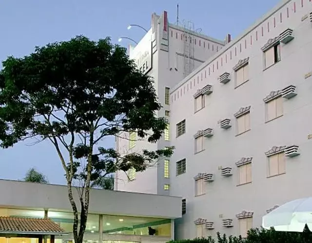 Hotel Aero Park e Estacionamento