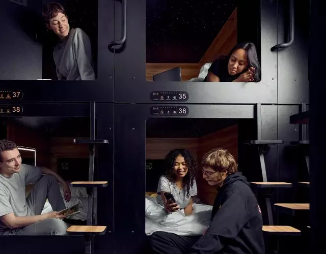 Capsule Hotel Montreal