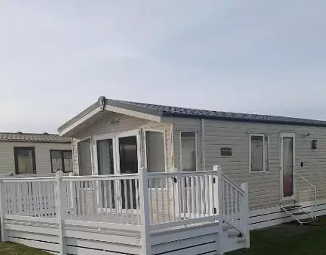 RICK'S RETREAT static caravan near the beach with free wifi