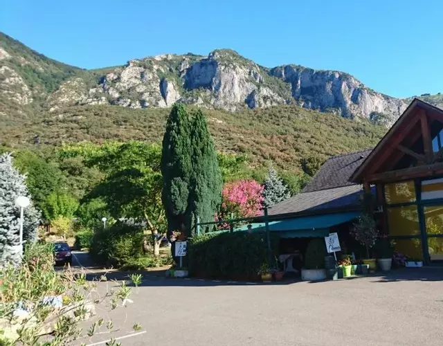 Camping écovillage Soleil du Pibeste