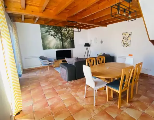 PYRENE HOLIDAYS - Résidence La Fontaine - Triplex spacieux à 10mn à pied des thermes