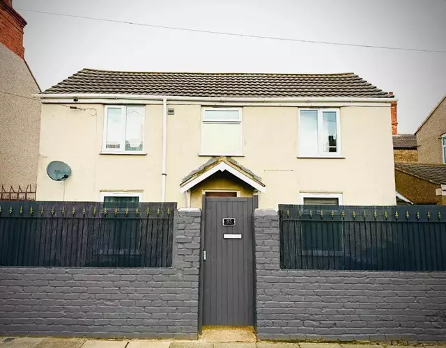 Work & Relax- Convenient 2-Bed House