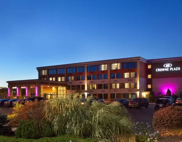 Crowne Plaza Boston - Woburn by IHG