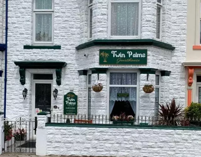 Twin Palms Guesthouse