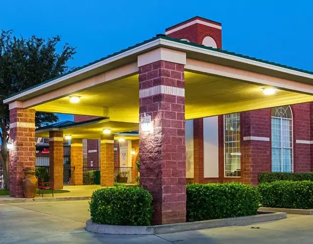 Quality Suites Lubbock Southwest