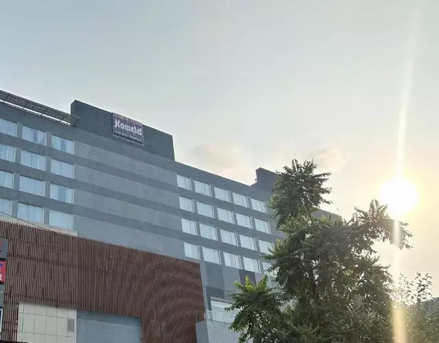 Hometel Alambagh Lucknow - A Sarovar Hotel