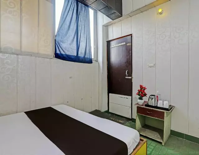 Hotel O Yatri Niwas