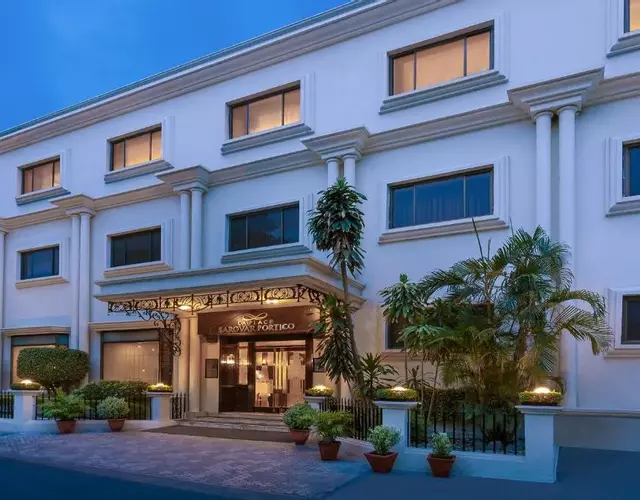 La Place Sarovar Portico