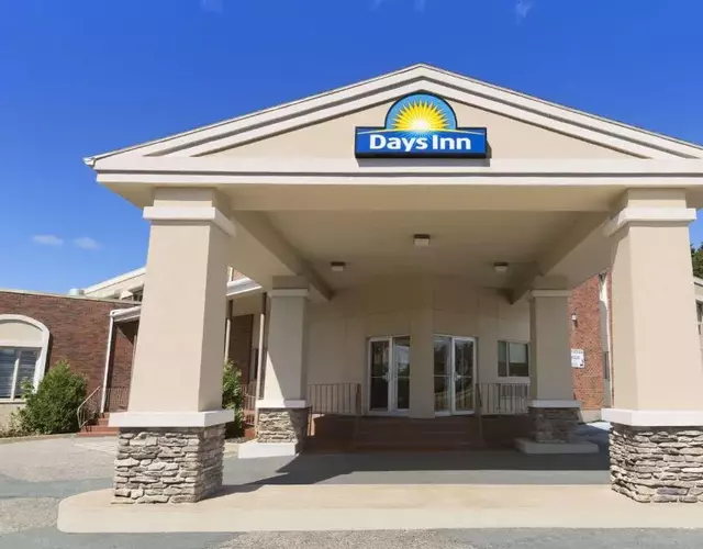 Days Inn by Wyndham Bridgewater Conference Center