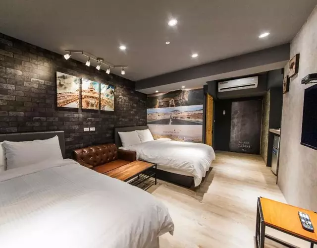 Air Travel inn