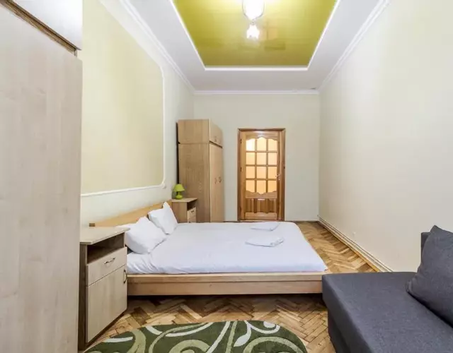 Akademika Hnatyuka Apartment