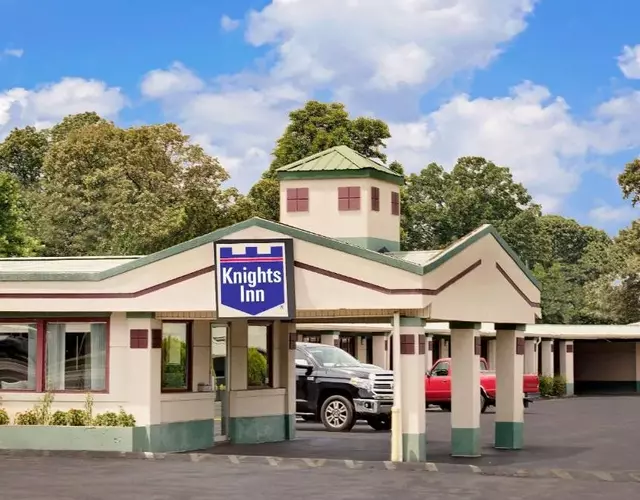 Knights Inn Madison Heights