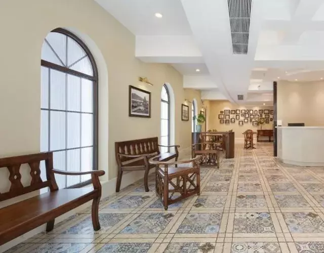 Ole Tai Sam Un Hotel