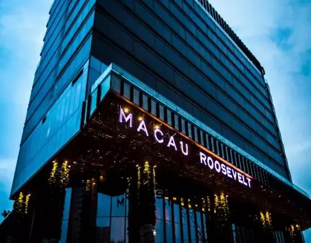 YOHO Hollywood Roosevelt Hotel