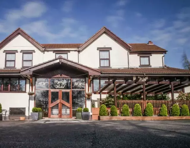 Wycliffe Hotel