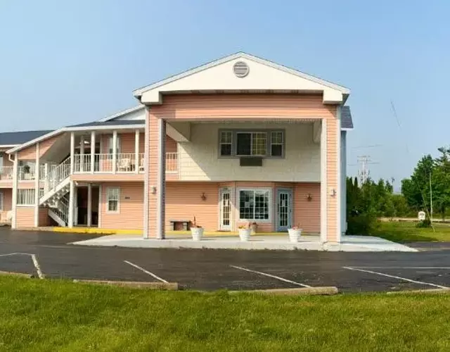 Great Lakes Inn Mackinaw City