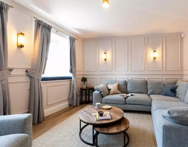 Castle View Cottage - HTub & EV Charging
