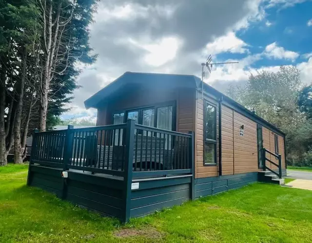 Hideaway Retreat with Hot Tub