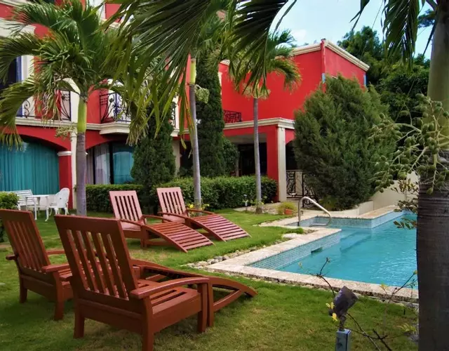 Altos de Fontana by Macondo Collection