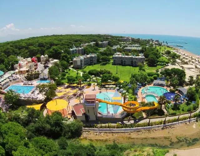 ROBINSON PAMFILYA - All Inclusive