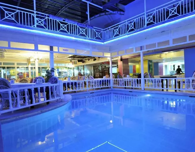 Sun Kiss Hotel