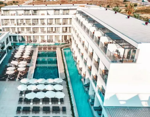 Victoria Princess Hotel
