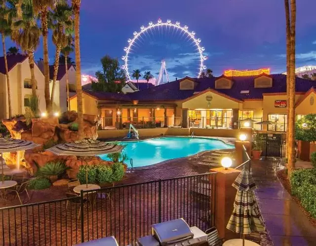 Holiday Inn Club Vacations at Desert Club Resort