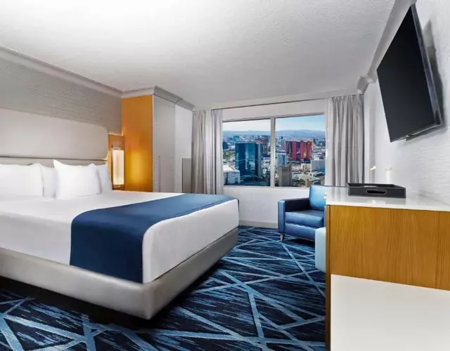 The STRAT Hotel, Casino & Tower