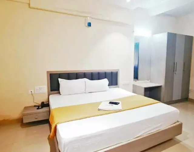 Hotel White Stone Premier Inn