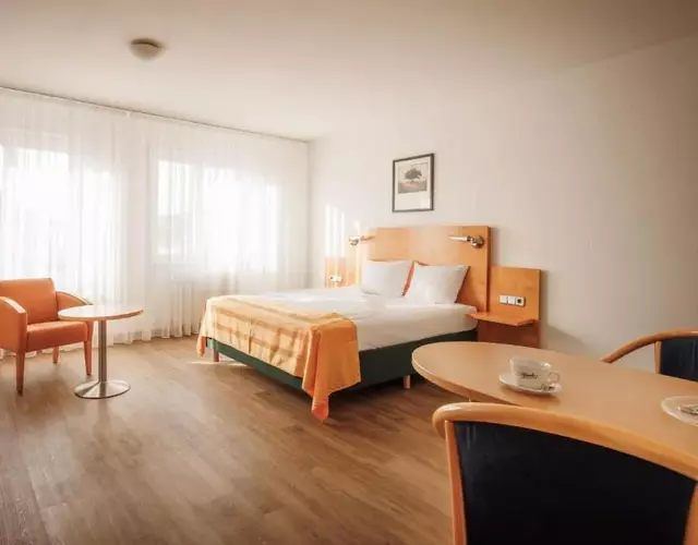 Ariva Boardinghouse Platanenhof