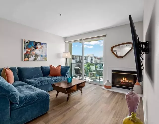 Marina Dreamscape Chic 2bd Oasis by the Ocean