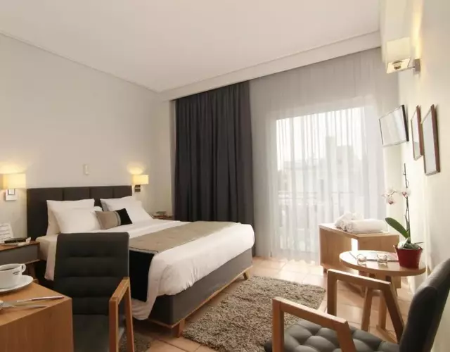 Green Hill Hotel