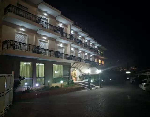 Hotel Anesi